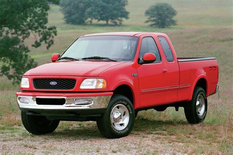 Problem with your 1997 Ford F-150? Our list of 17 known complaints reported by owners can help you fix your 1997 Ford F-150.